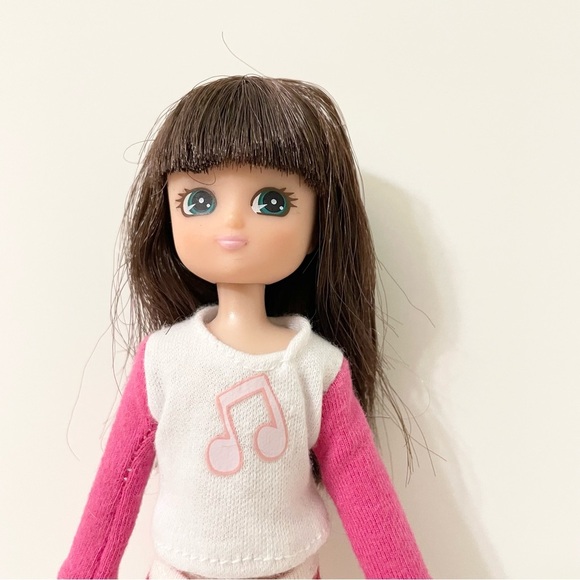 Lottie Doll Arklu Brown Hair - Picture 2 of 15